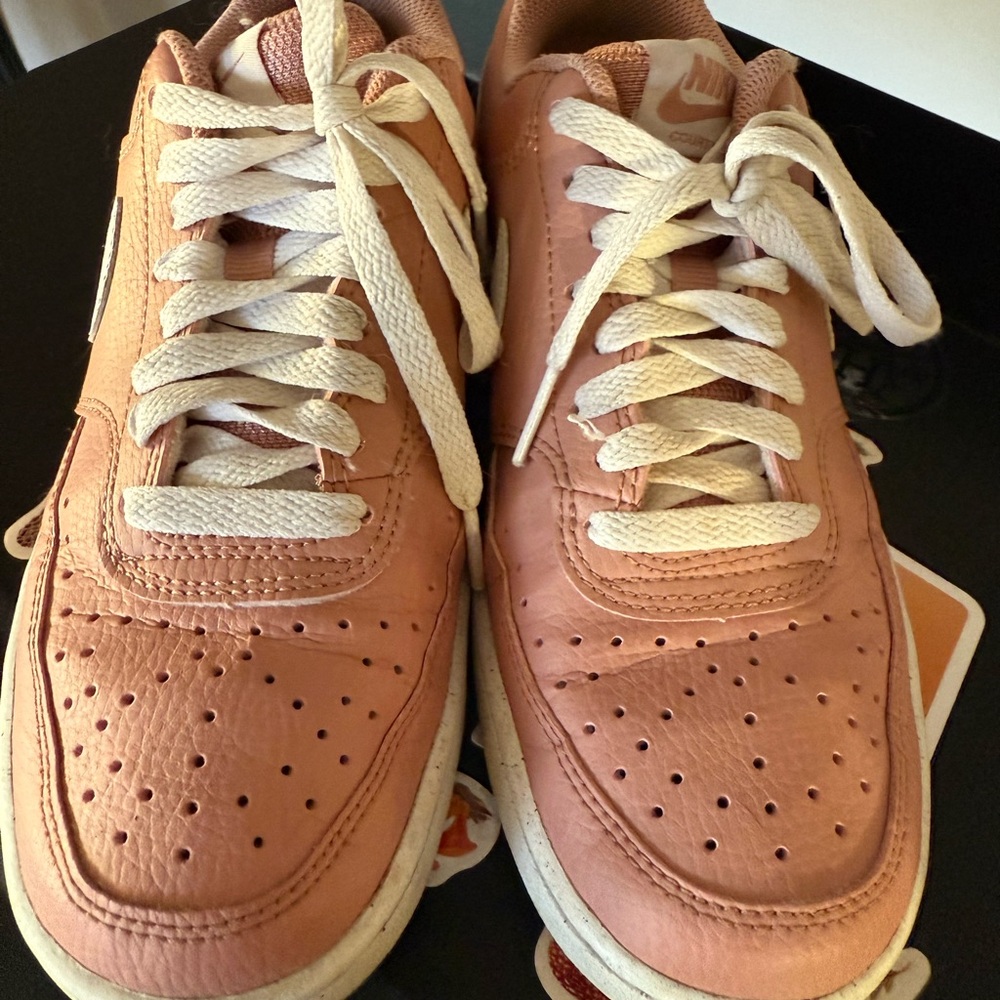 Nike Sneakers - Picture 7 of 7